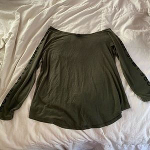 Cold shoulder long sleeve